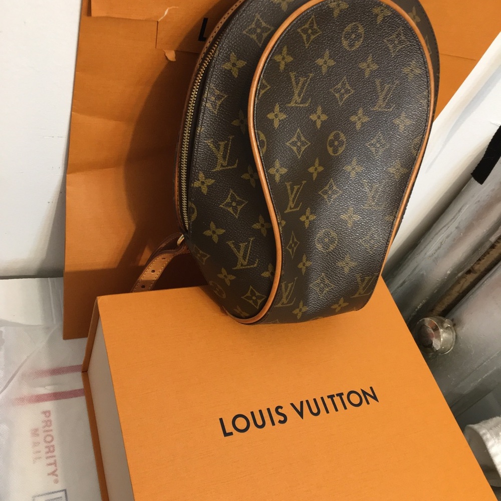 Louis Vuitton Monogram Ellipse Sac a Dos Backpack. With serial number Ml1001. - Picture 3 of 16